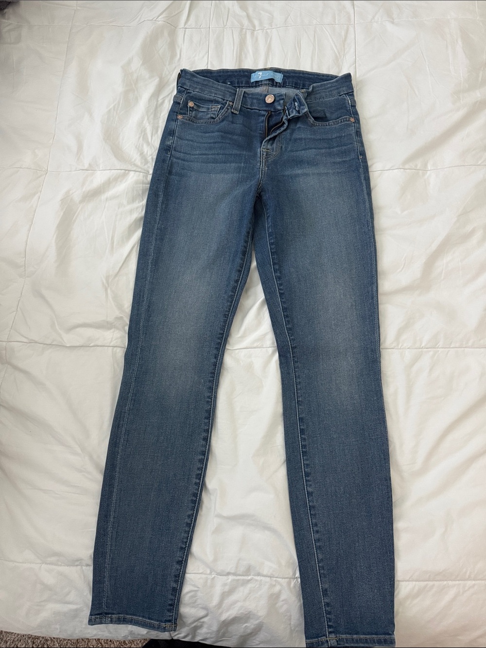 7 For All Mankind Skinny Jeans in Dark Blue